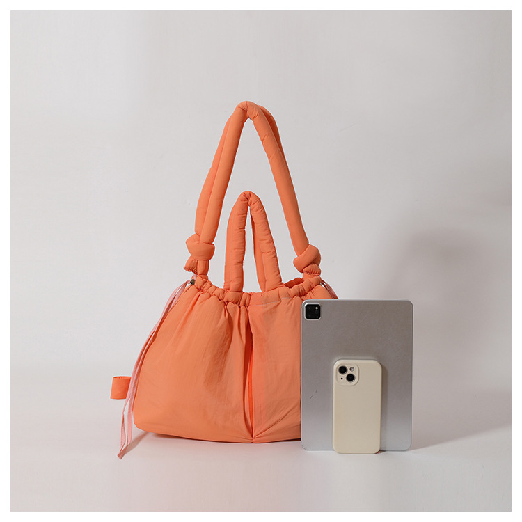 Casual nylon padded tote bag d - Shoulder Bag Structured reseña y precio