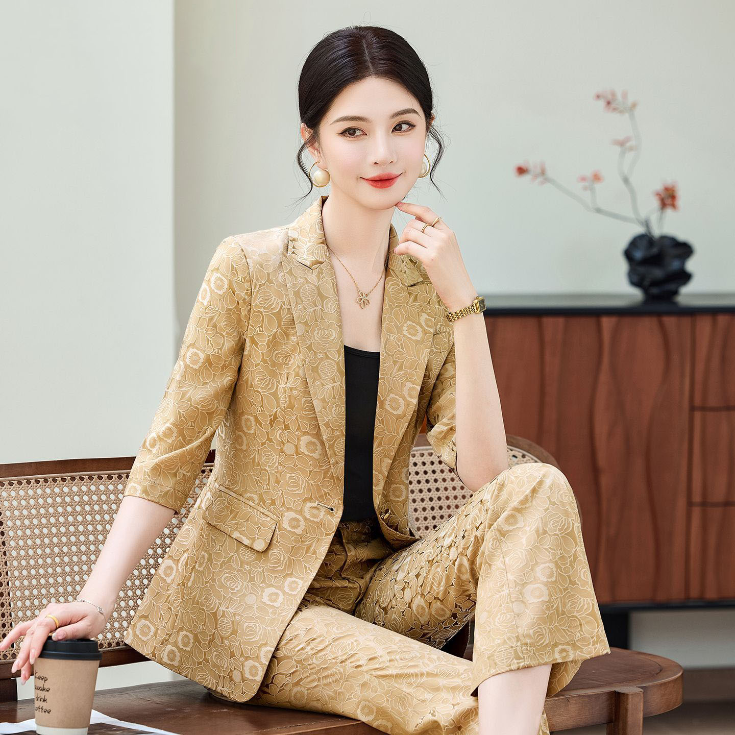 Fashion Apricot Half Sleeve Pr - Women Formal Wear Pants reseña y precio
