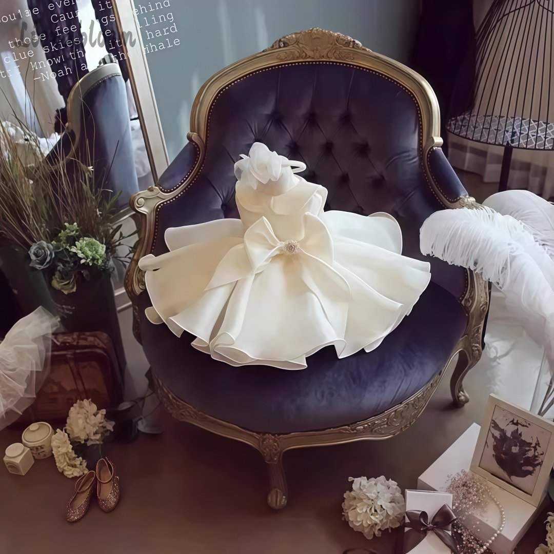 White Pearl Embellished Dress  - Formal Attire Woman reseña y precio