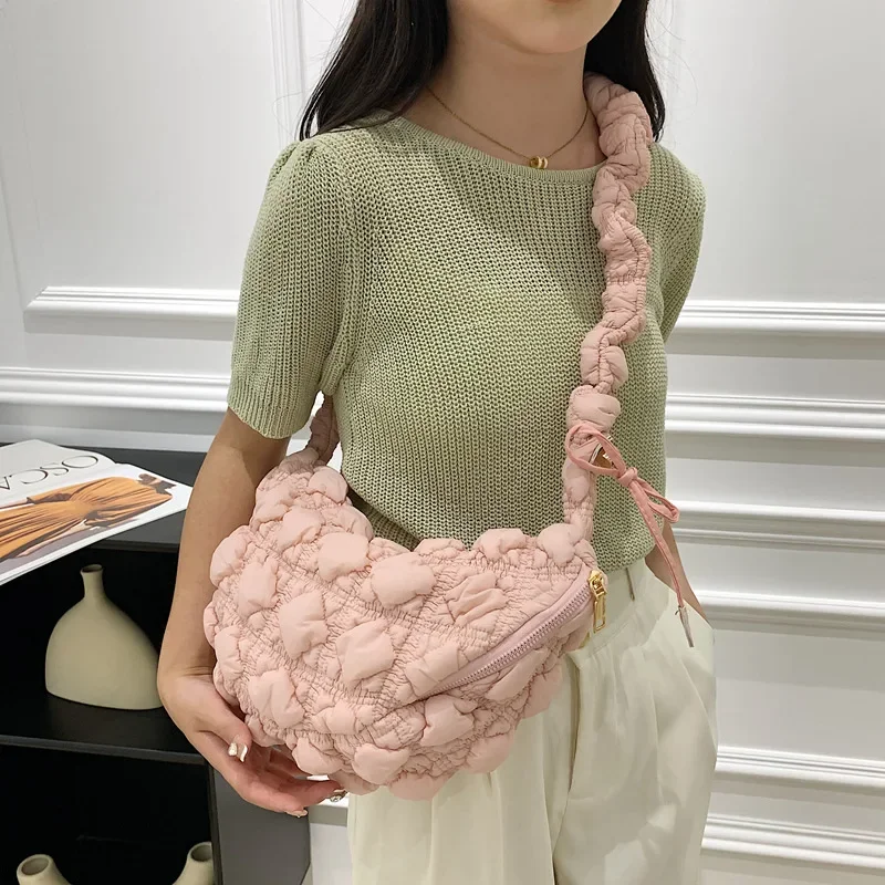 Niche Bubble Cloud Pleated Und - Shoulder Bag Structured reseña y precio
